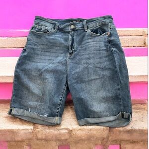 Judy Blue Hippie Plus Size High Rise blue denim Cut Off roll hem Shorts Size 2XL